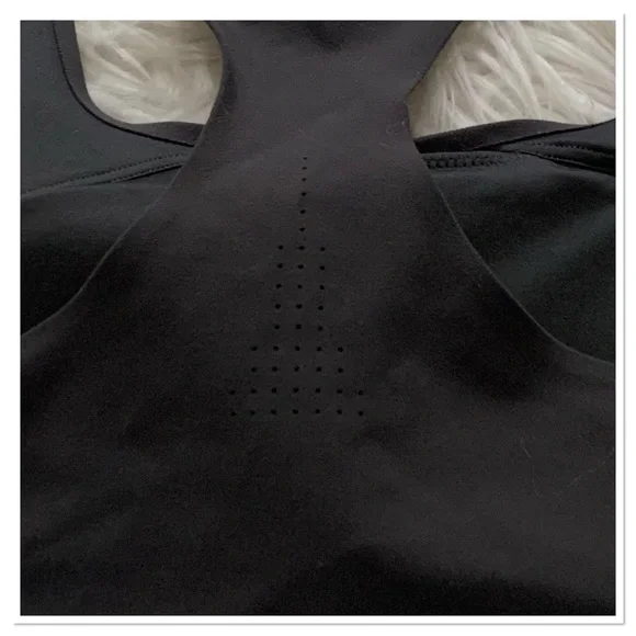 Uniqlo Seamless Sports Bra Gray Size Small - Picture 2 of 4